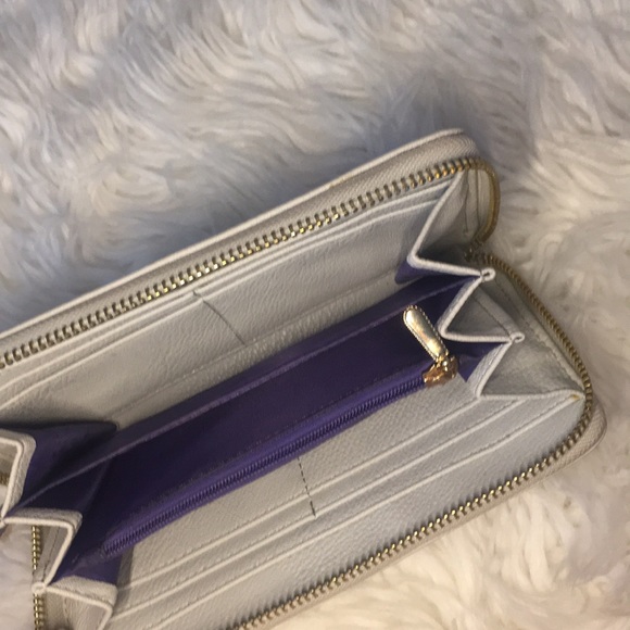 Wallet - Picture 2 of 3